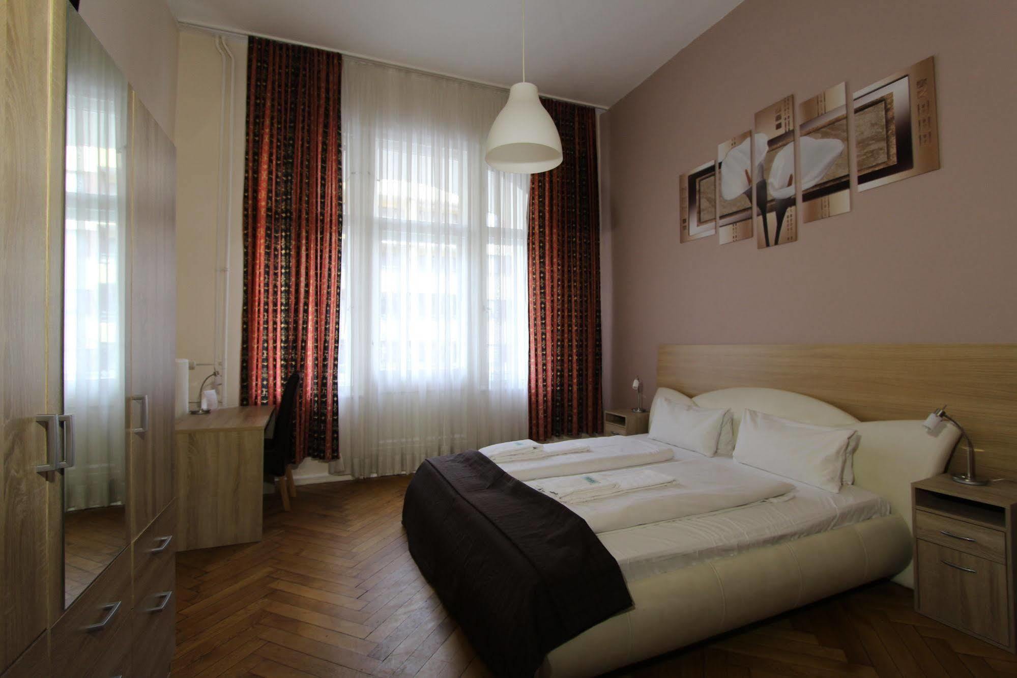 Hotel Elegia Am Kurfuerstendamm Berlin Exterior photo